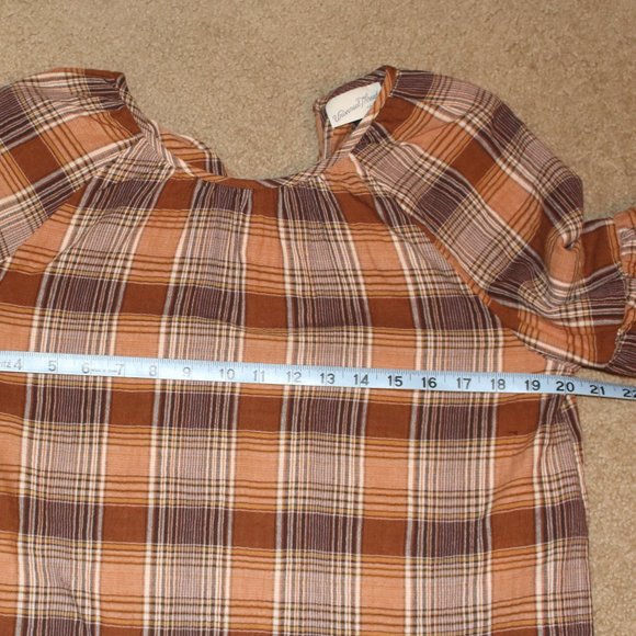 Universal Thread Plaid Top - Sz Small - Picture 3 of 4
